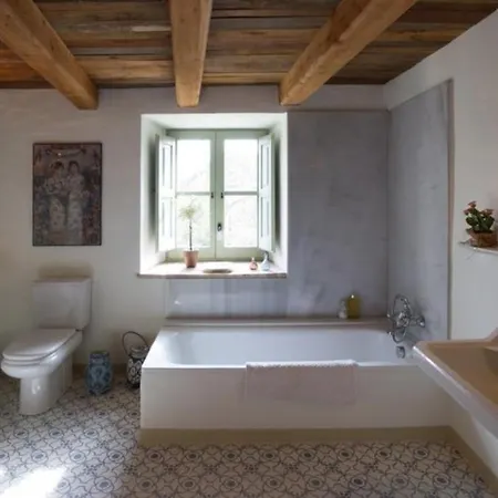 Bartró De Orfans Casa rural Orfes
